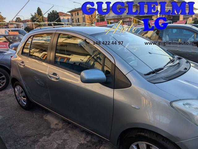 TOYOTA Yaris 1.3 5 porte Sol