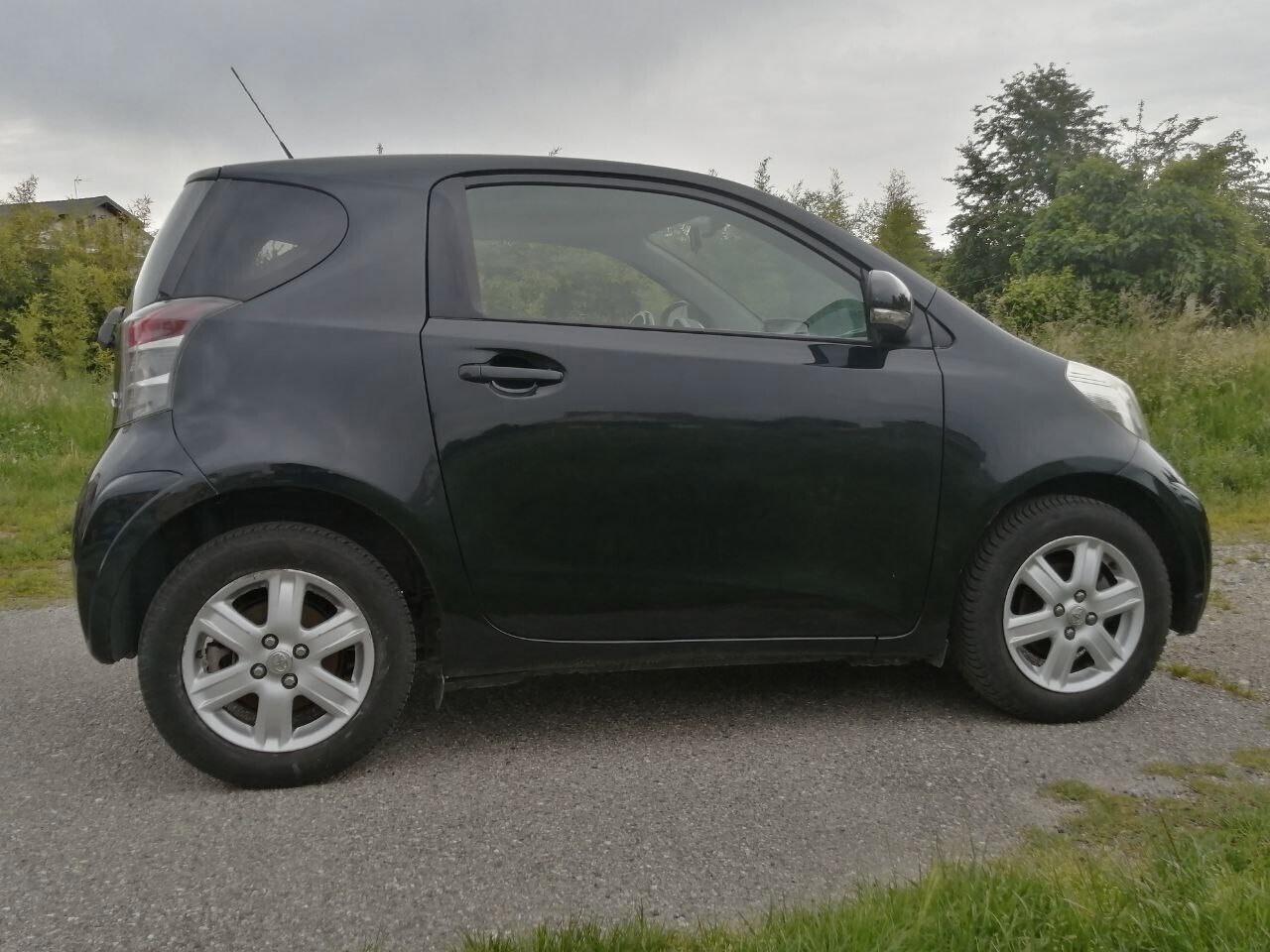 Toyota iQ 1.0 Automatica Idonea Neopatentati