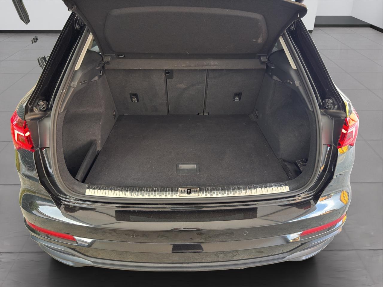 AUDI Q3 40 TDI QUATTRO S TRONIC S LINE