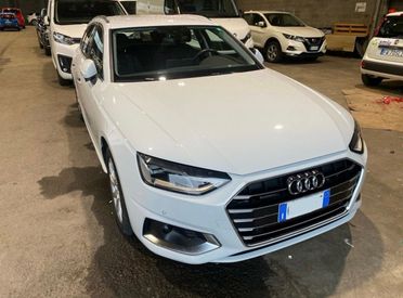 Audi A4 Avant 40 TDI quattro S tronic Business Advanced