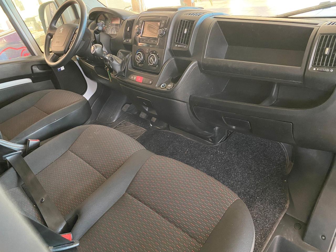 PEUGEOT Boxer 330 2.2 BlueHDi 140 S&S PC-TN Furgone