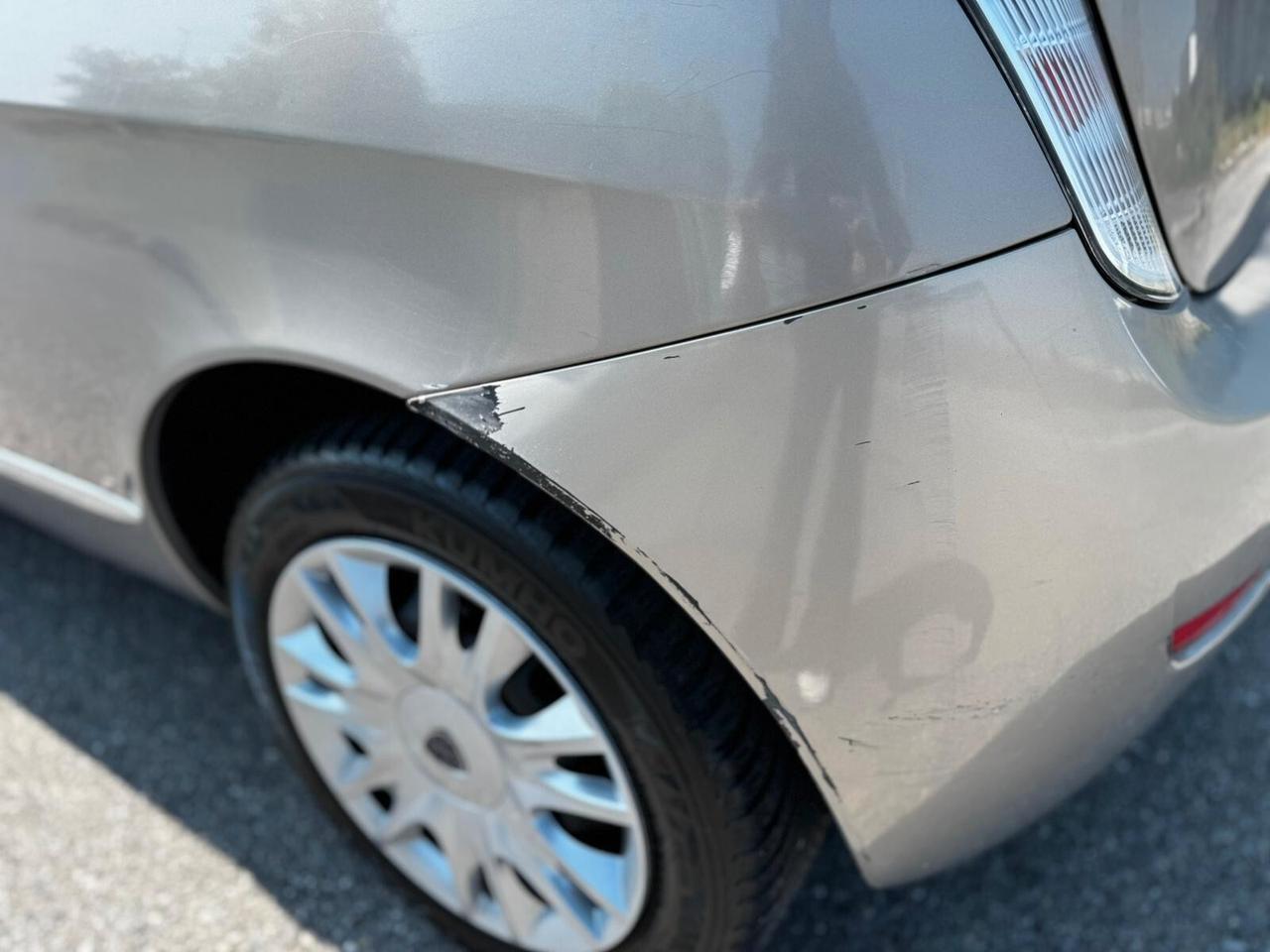 Lancia Ypsilon 1.2 Elle