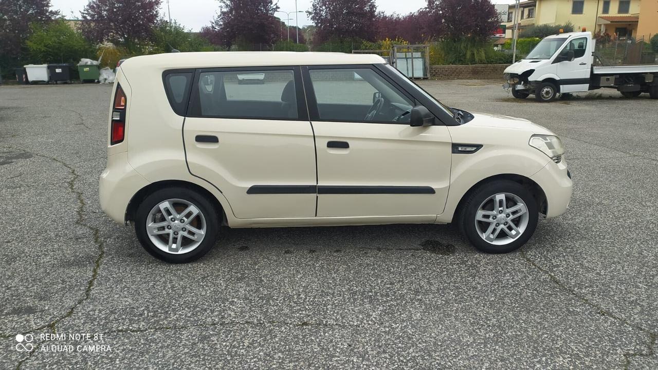 Kia Soul 1.6 CVVT Active Bi-Fuel
