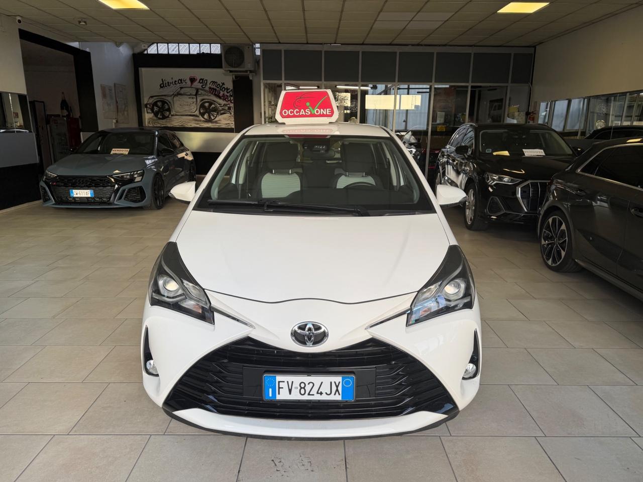 Toyota Yaris 1.5 5 porte Active - Nessun vincolo -