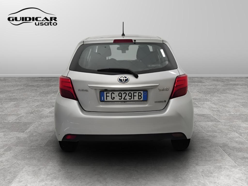 TOYOTA Yaris III 2015 - Yaris 5p 1.5h Active my16