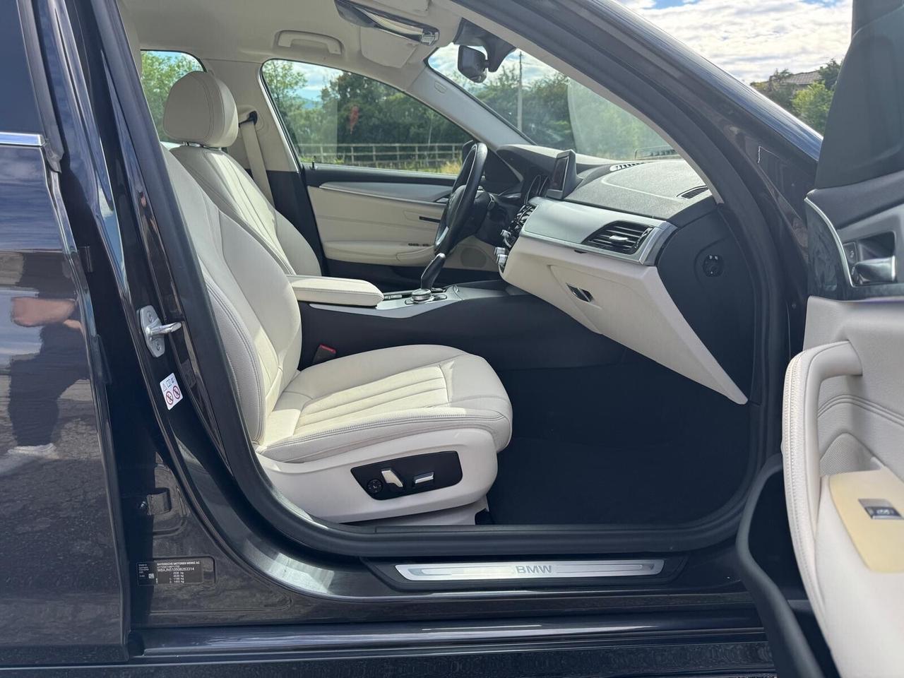 BMW 530d xDrive Touring Sport - IMPECCABILE