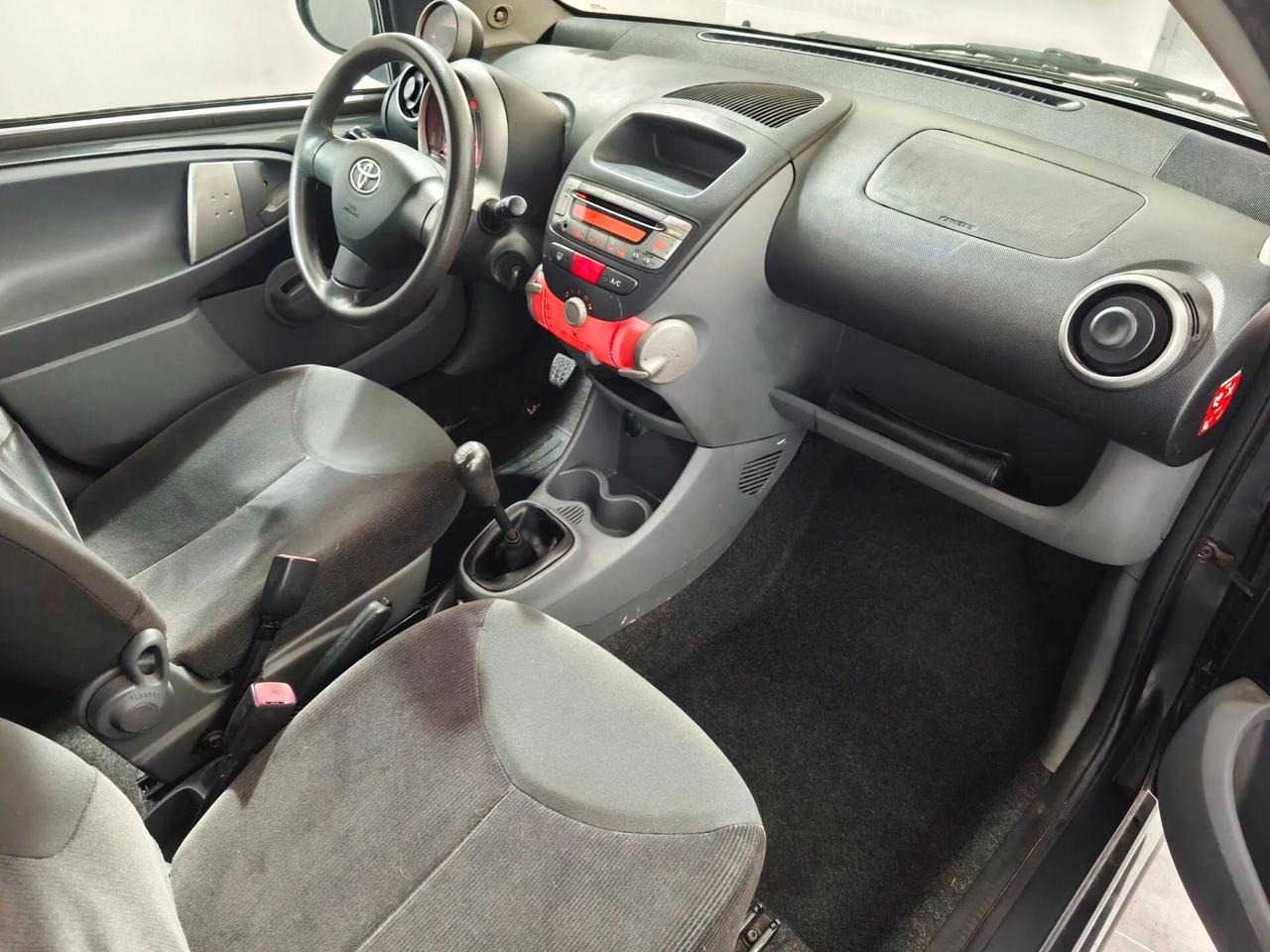 Toyota Aygo 1.0 12V VVT-i 5 porte