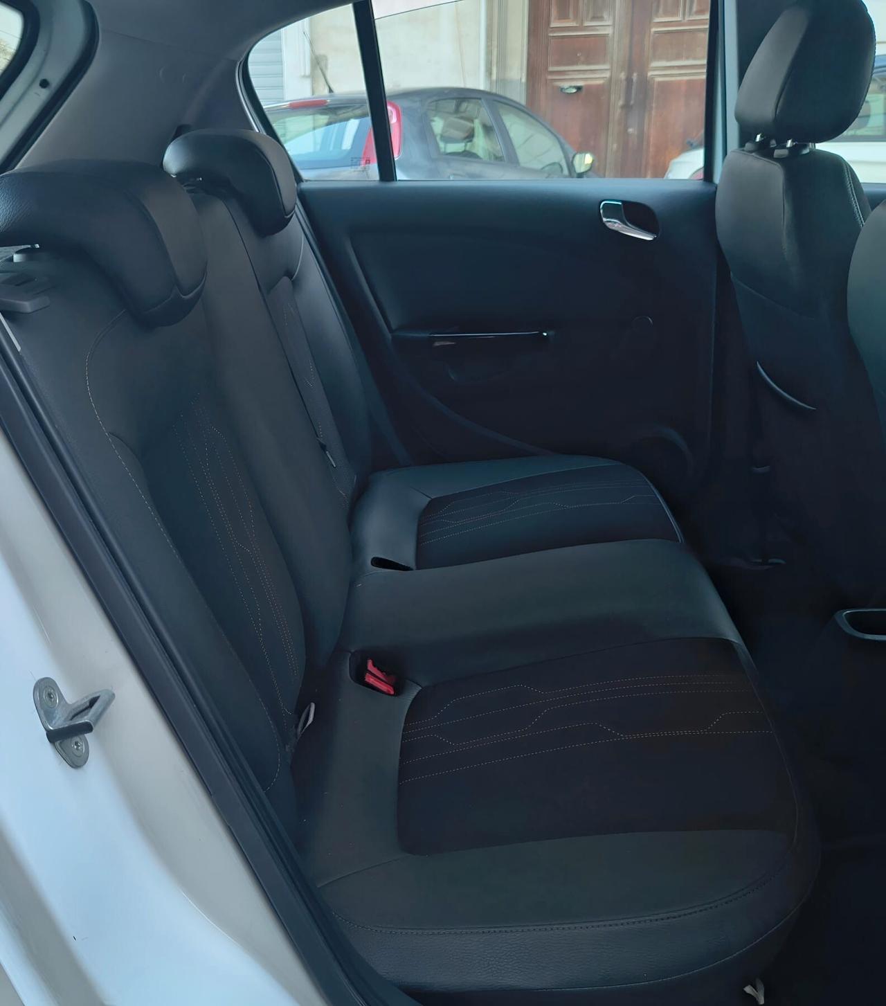 Opel Corsa 1.2 5 porte Edition