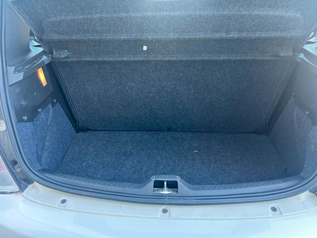 Lancia Ypsilon 1.2 69 CV Diva OK NEOPATENTATI