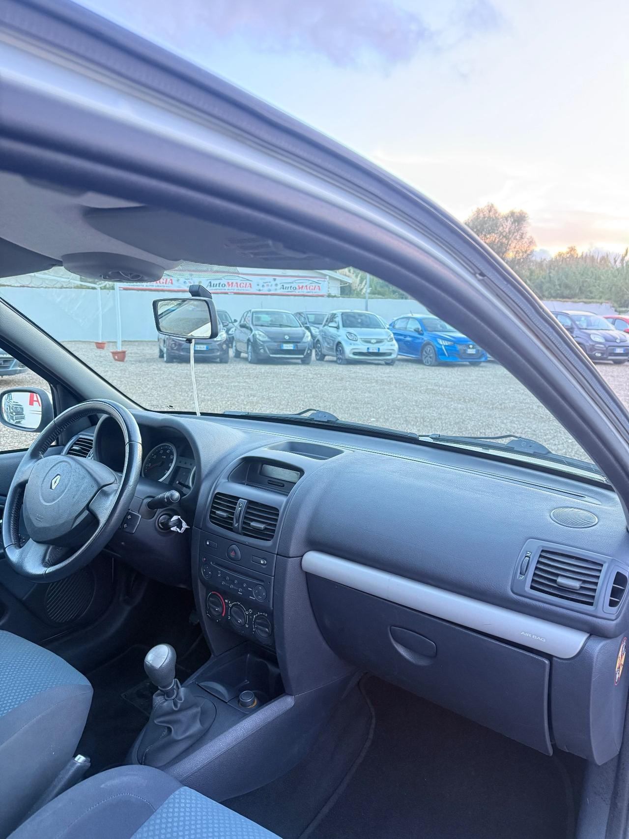 Renault Clio Storia 1.2 5 porte Dynamique