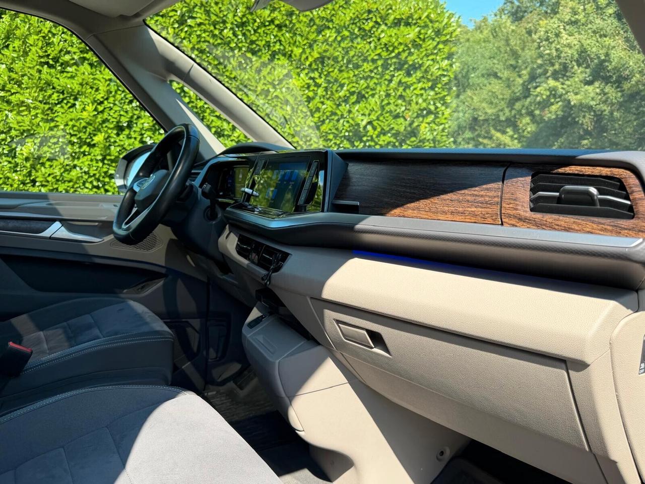 Volkswagen Multivan T7 1.4 TSI eHybrid Style Bulli VW UFFICIALE