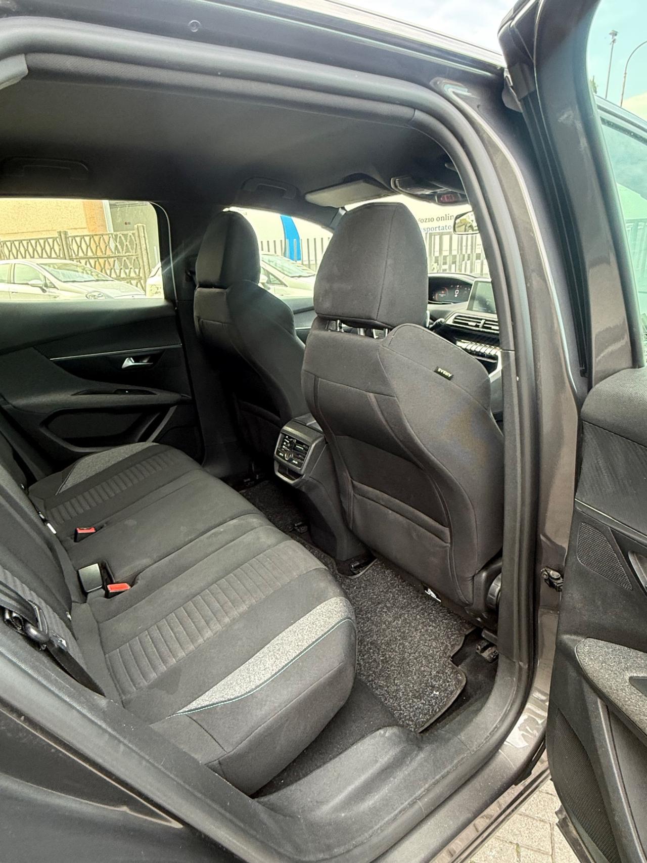 Peugeot 3008 PureTech Turbo 130 S&S EAT8 GT