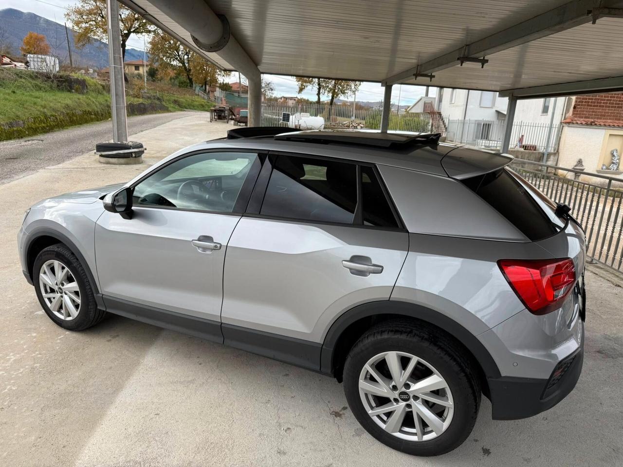 Audi Q2 2.0 Tdi 116CV -TETTO A -S LINE INT-