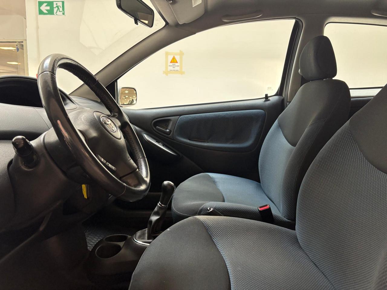 Toyota Yaris 3p 1.0 Sol Blue