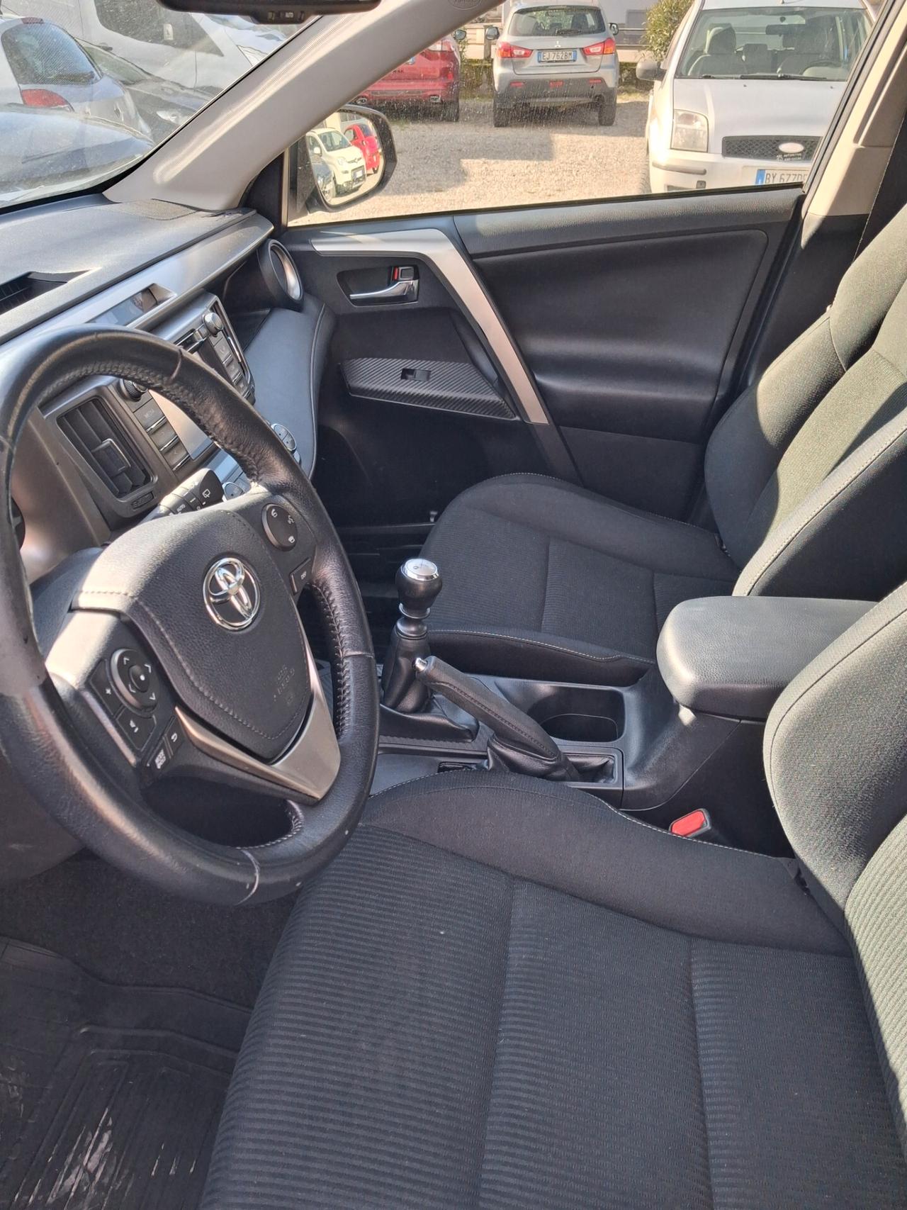 Toyota RAV 4 RAV4 2.0 D-4D 4WD Lounge