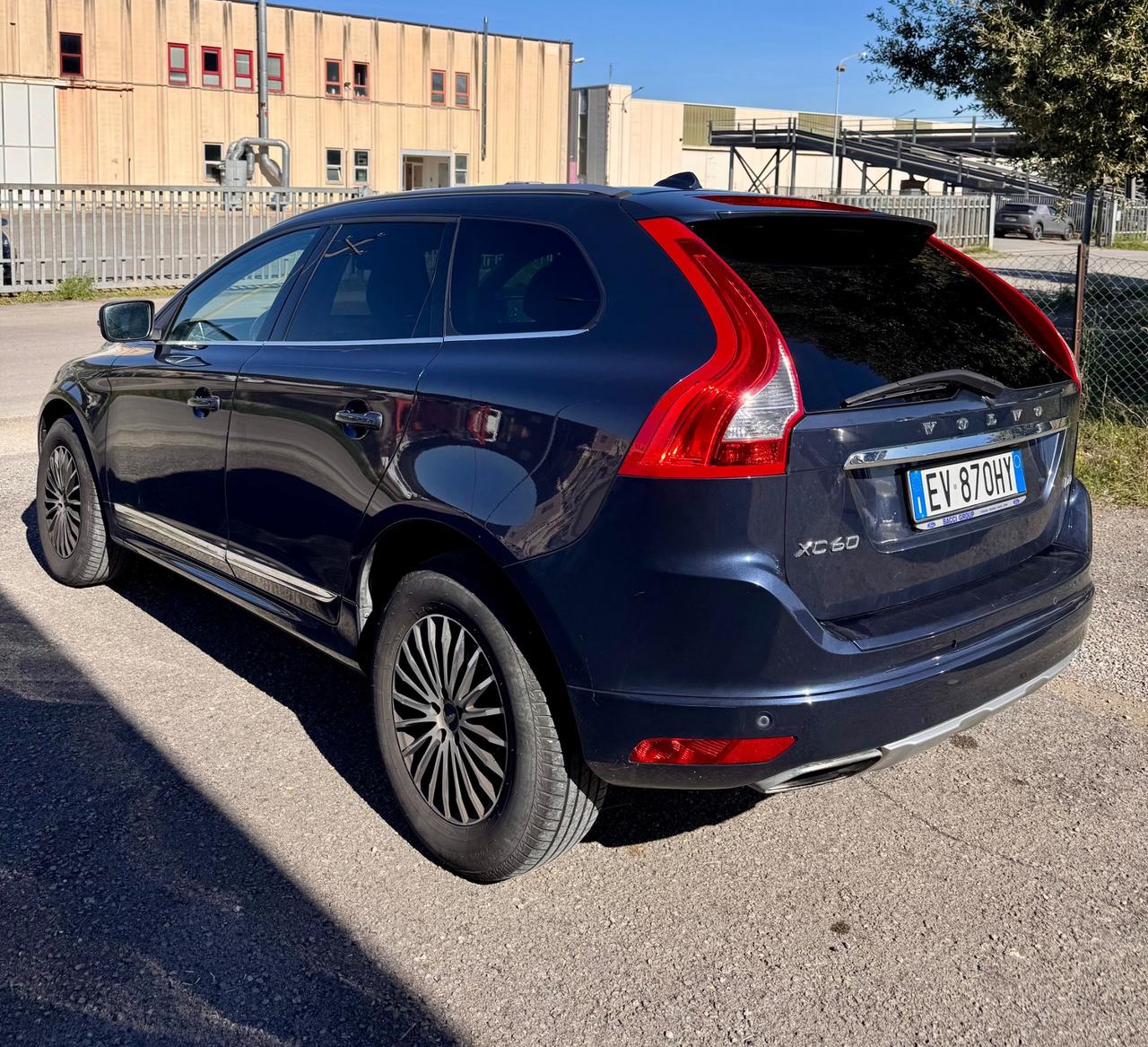 Volvo XC 60 XC60 D4 Geartronic R-design Momentum