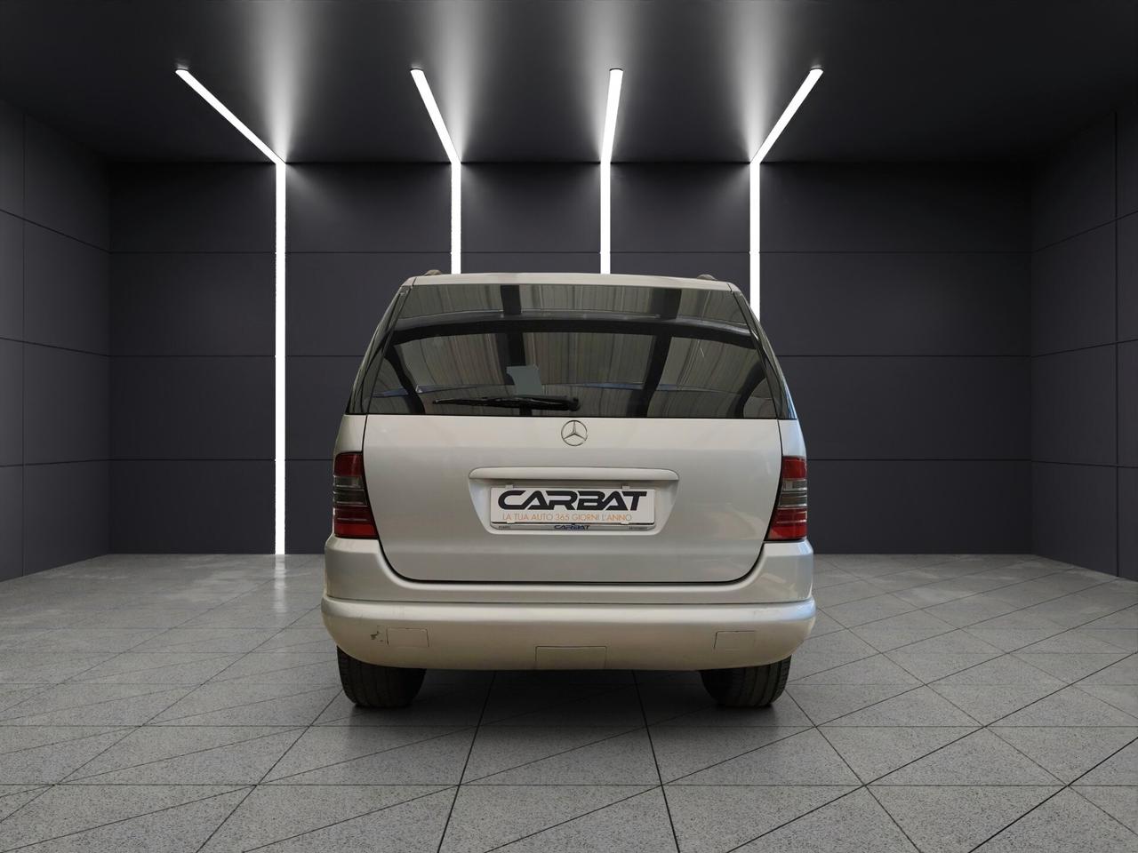 MERCEDES Classe M (W163) ML 270 turbodiesel...