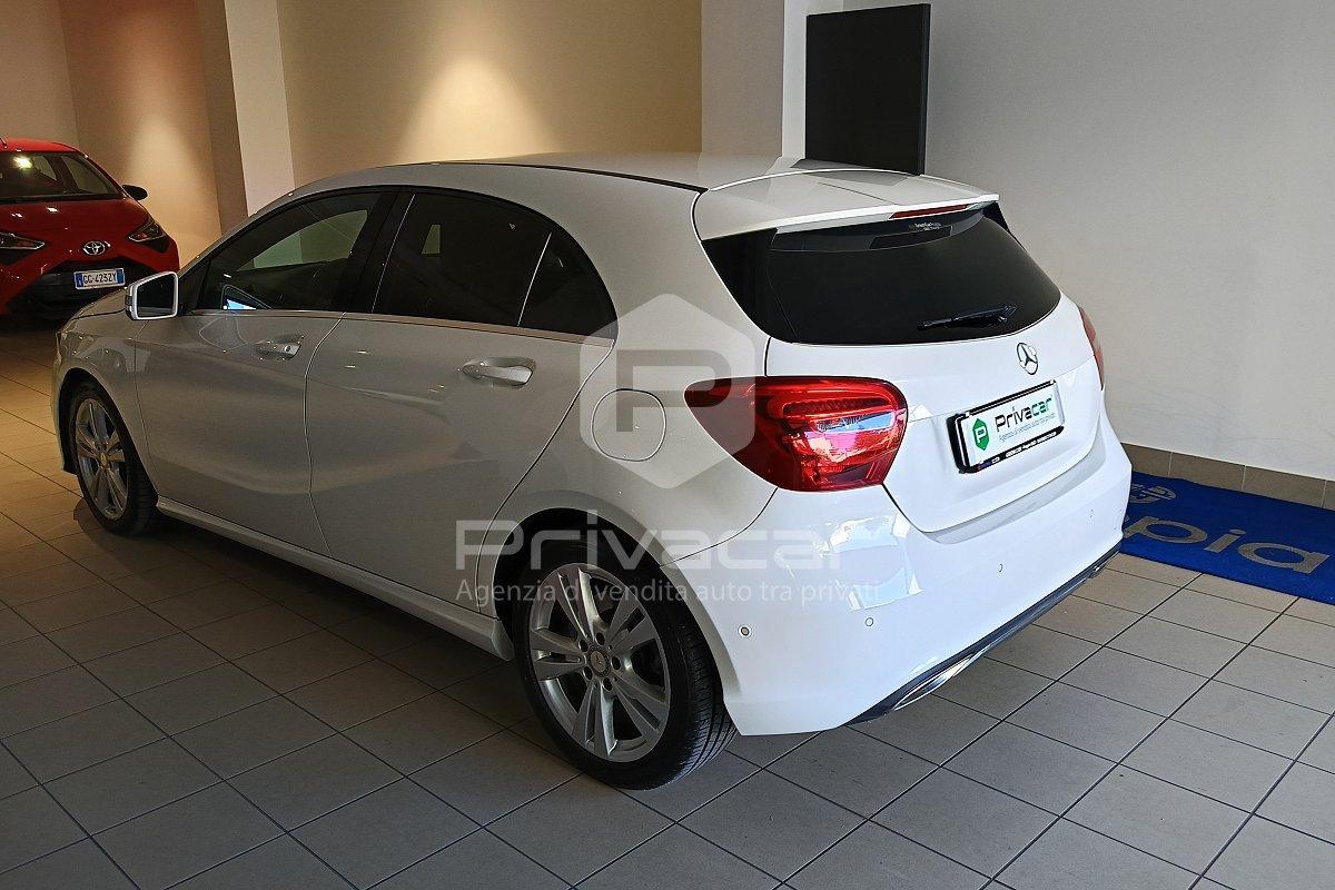 MERCEDES A 200 d Automatic 4Matic Sport