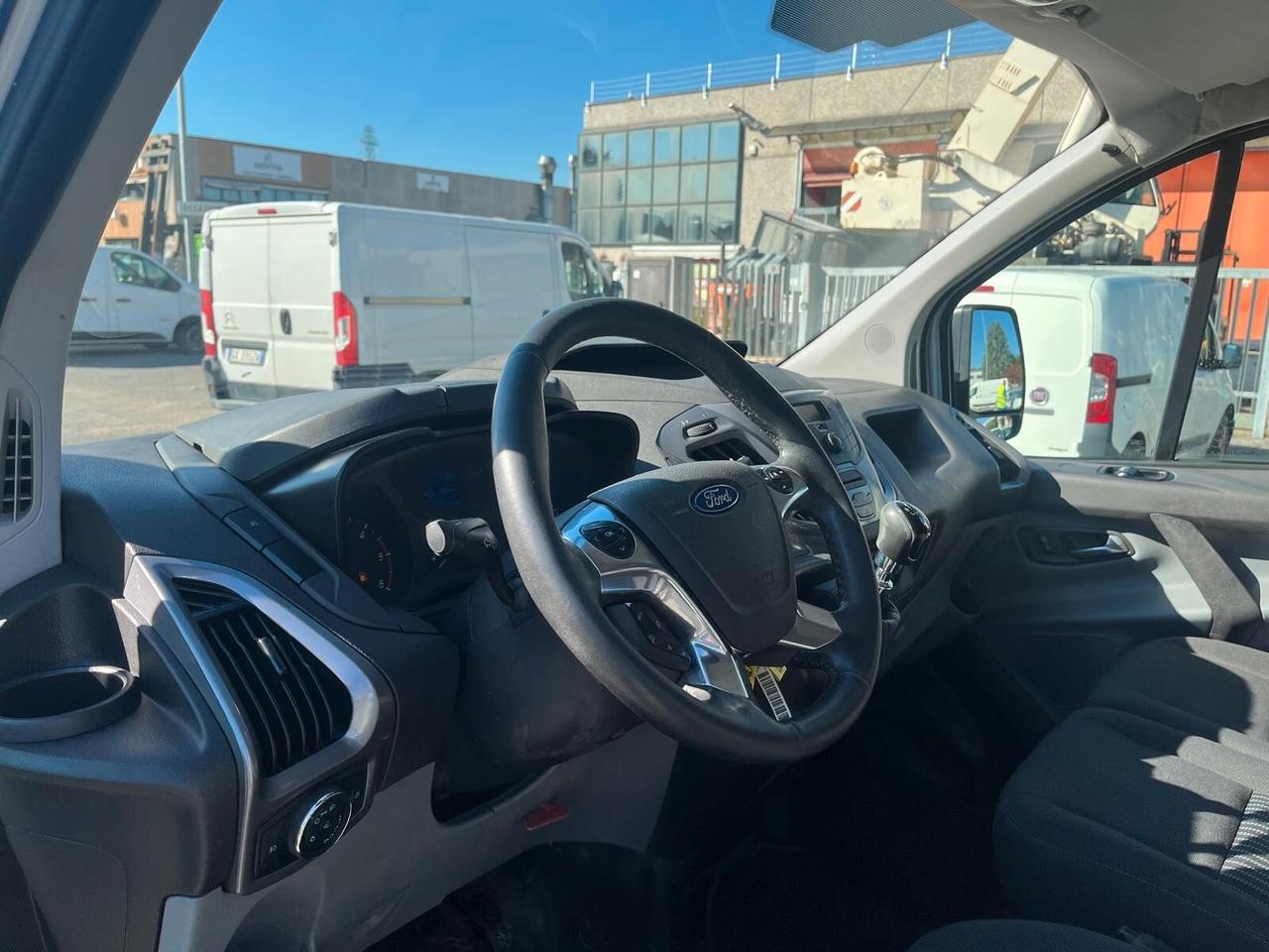 Ford Transit Custom 250 2.2 TDCi **+IVA**