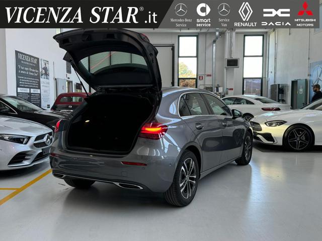 MERCEDES-BENZ A 180 d SPORT AUTOMATIC