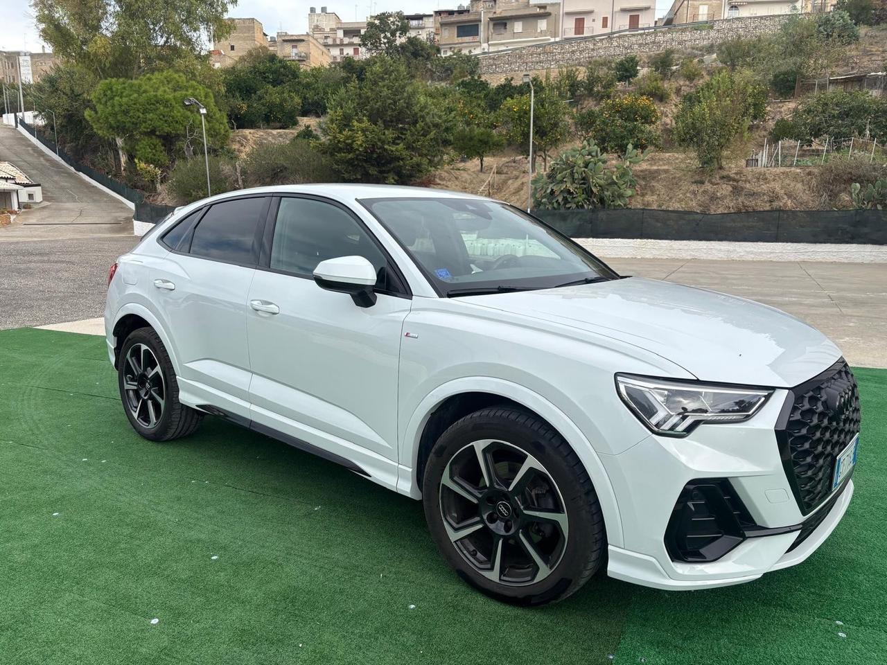 Audi Q3 SPB 35 TDI S tronic line edition