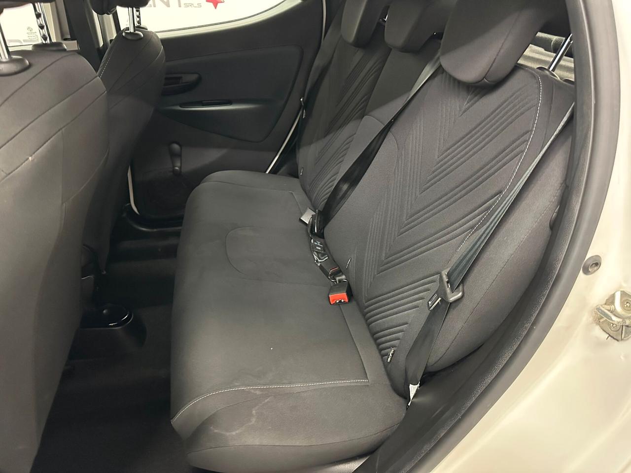 Lancia Ypsilon 1.0 FireFly 5 porte S&S Hybrid Gold