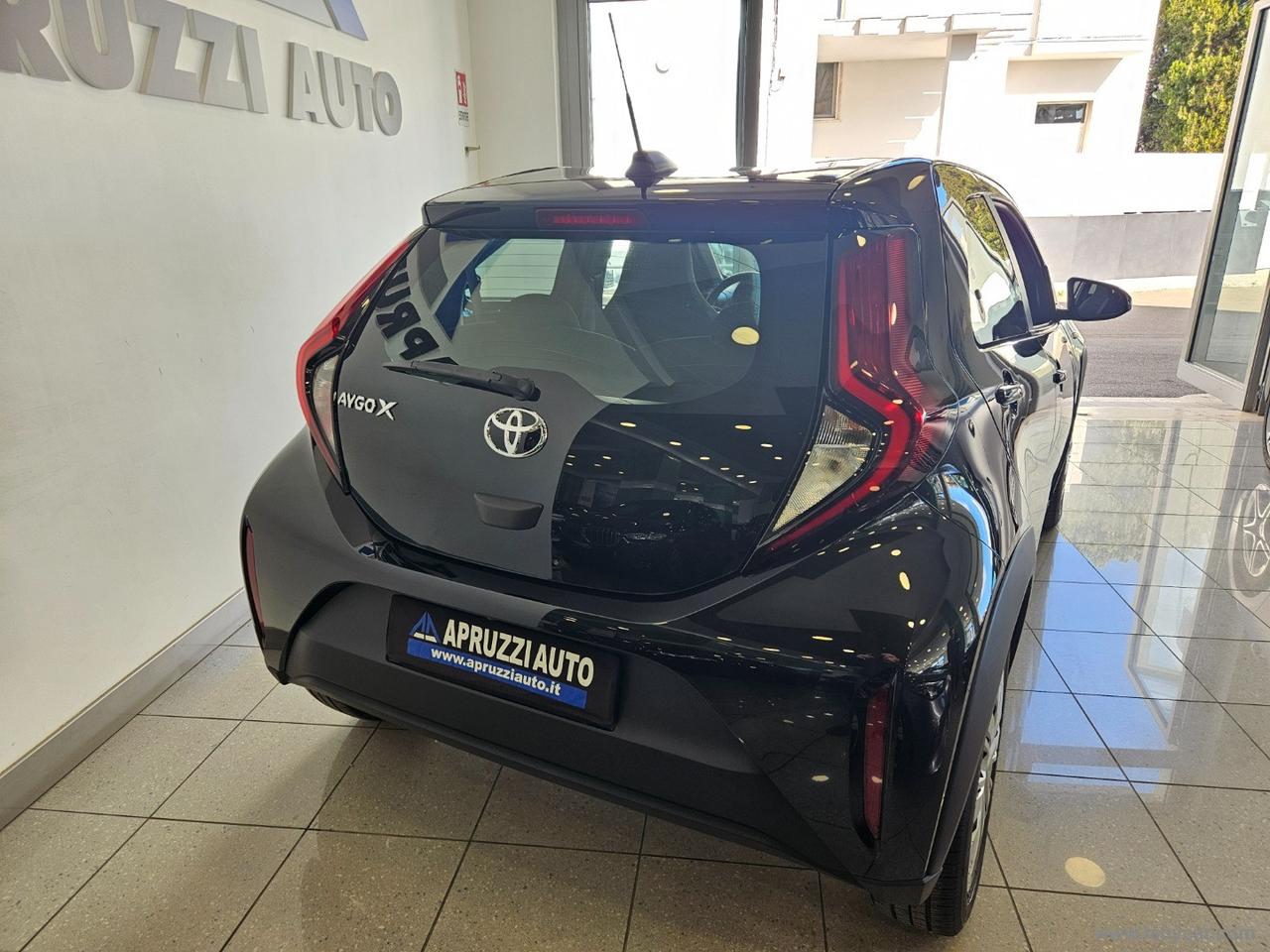 TOYOTA Aygo X 1.0 VVT-i 72 CV 5p. Active