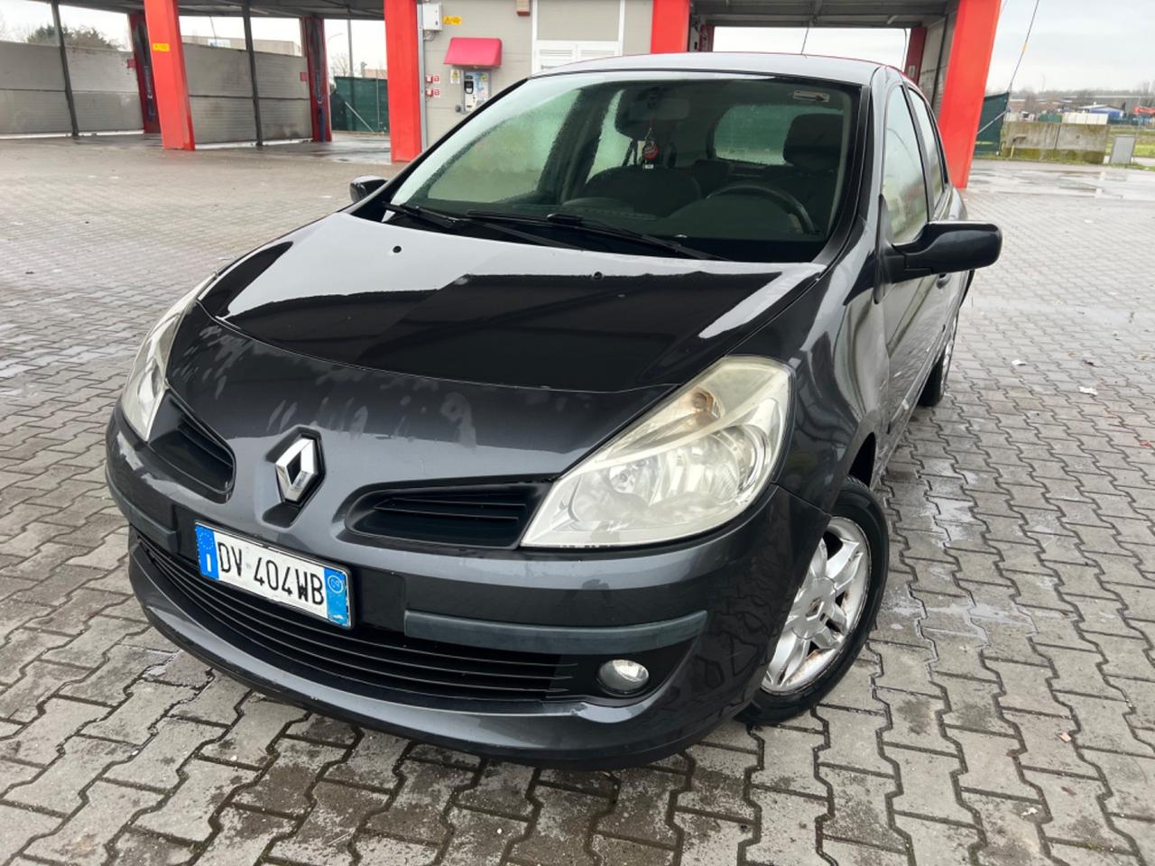 RENAULT CLIO 1.2 GPL VALIDO MODELLO LE IENE NEOPATENTATI