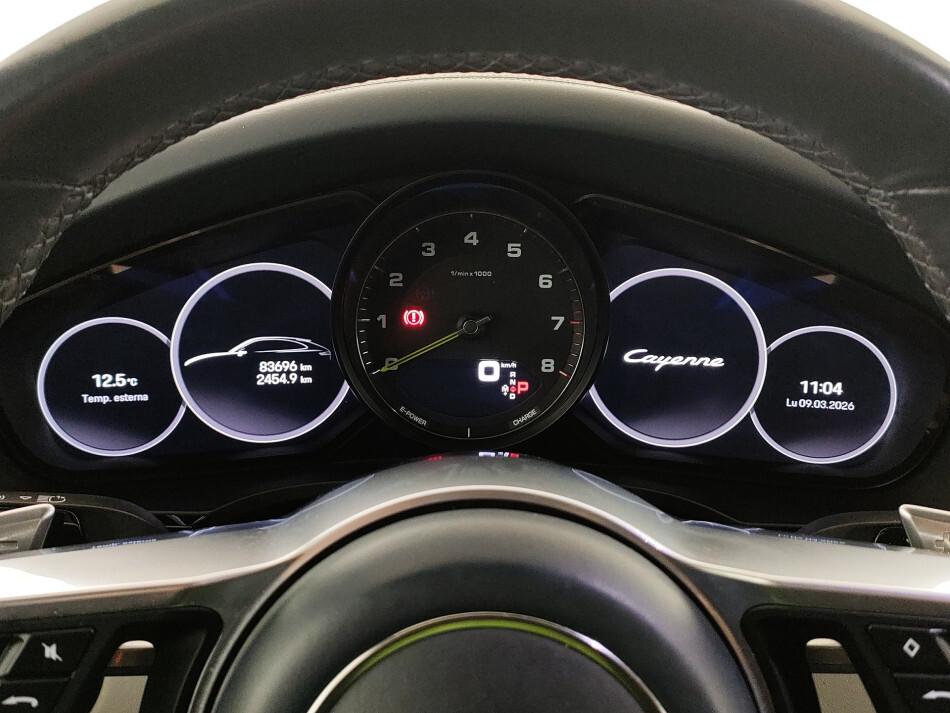 Porsche Cayenne Coupé 3.0 V6 E-Hybrid - 2023