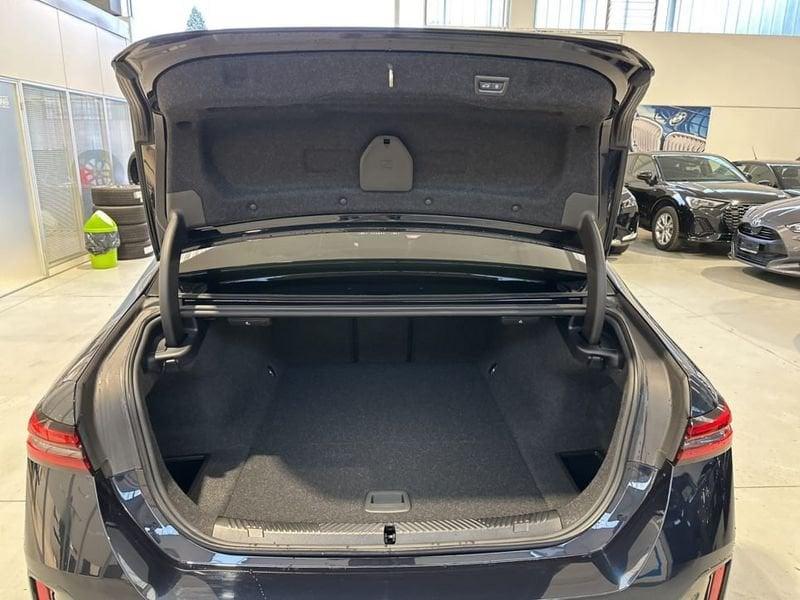 BMW i5 Berlina eDrive40 M Sport Pro