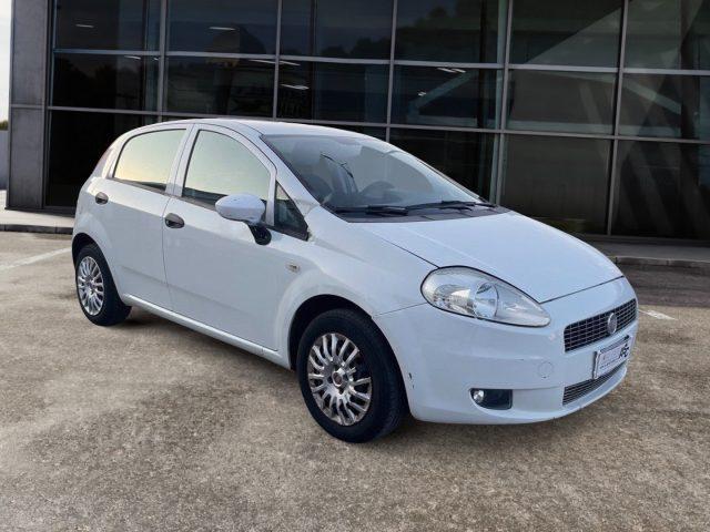 FIAT Grande Punto 1.2 BENZ 69 CV 5 porte ADATTA A NEOPATENTATI