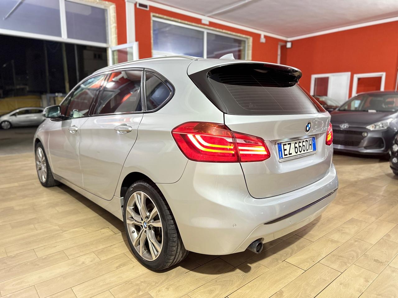 Bmw 218d Active Tourer Sport -2015 LED/18”