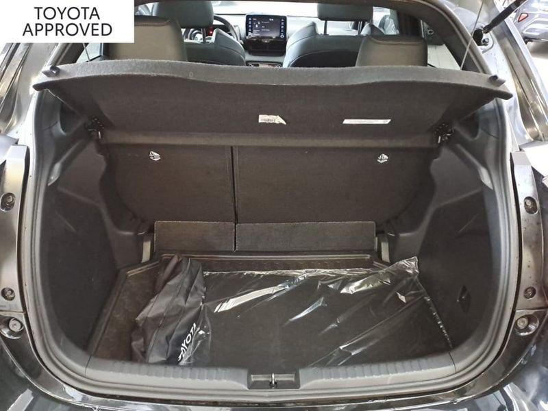 Toyota Yaris 1.5H LOUNGE