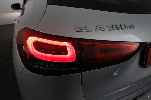 MERCEDES-BENZ CLA sse GLA GLA 180 d Automatic Premium