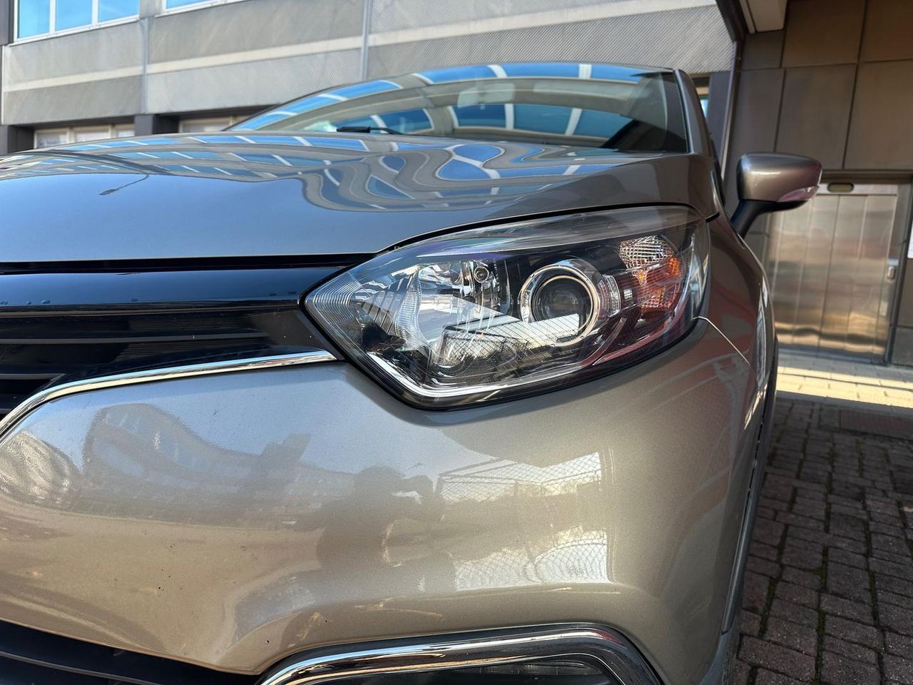 Renault Captur 1.5 dCi 8V 90 CV