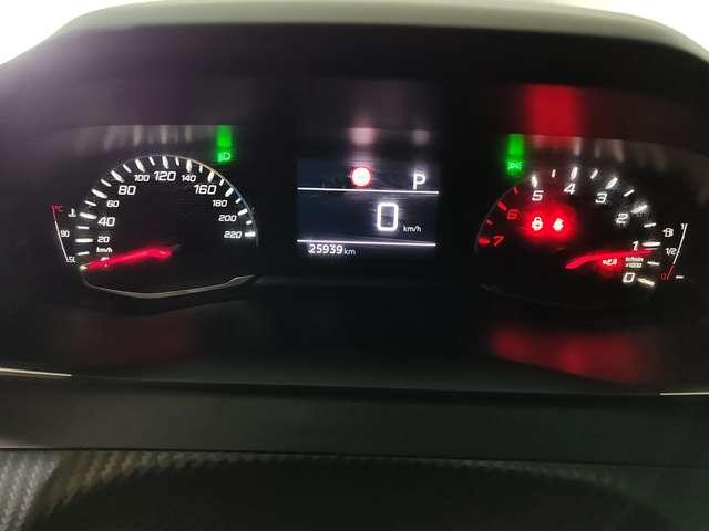 Peugeot 2008 1.2 130cv Allure EAT8 Navi + Telecamera