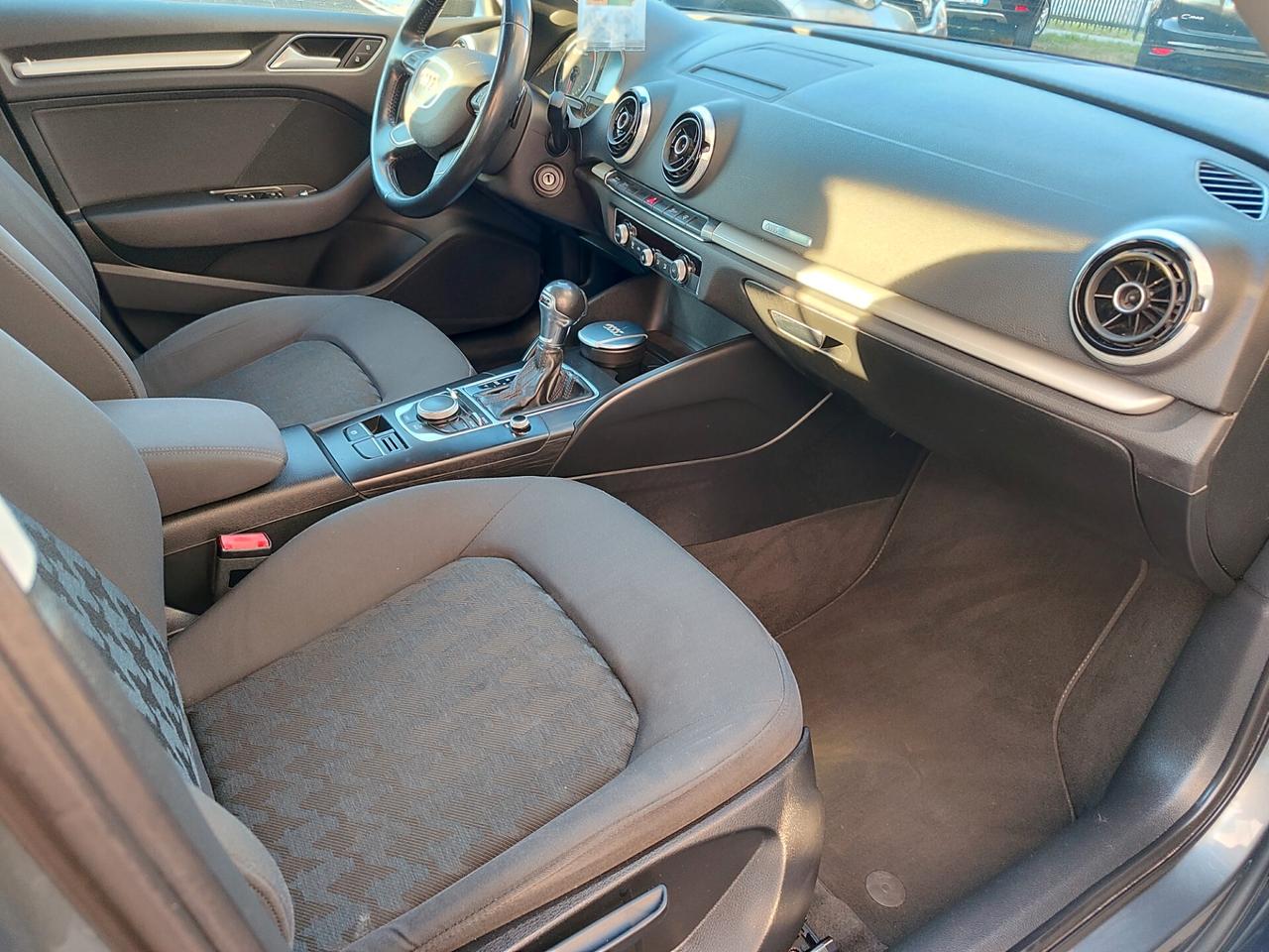 Audi A3 1.6 TDI S tronic Business