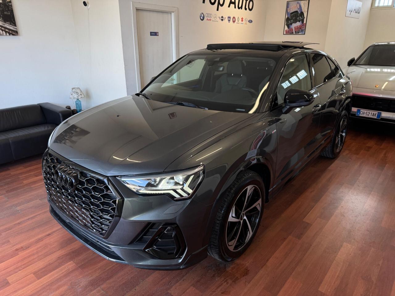 AUDI Q3 40 TDI QUATTRO S TRONIC S LINE / TETTO