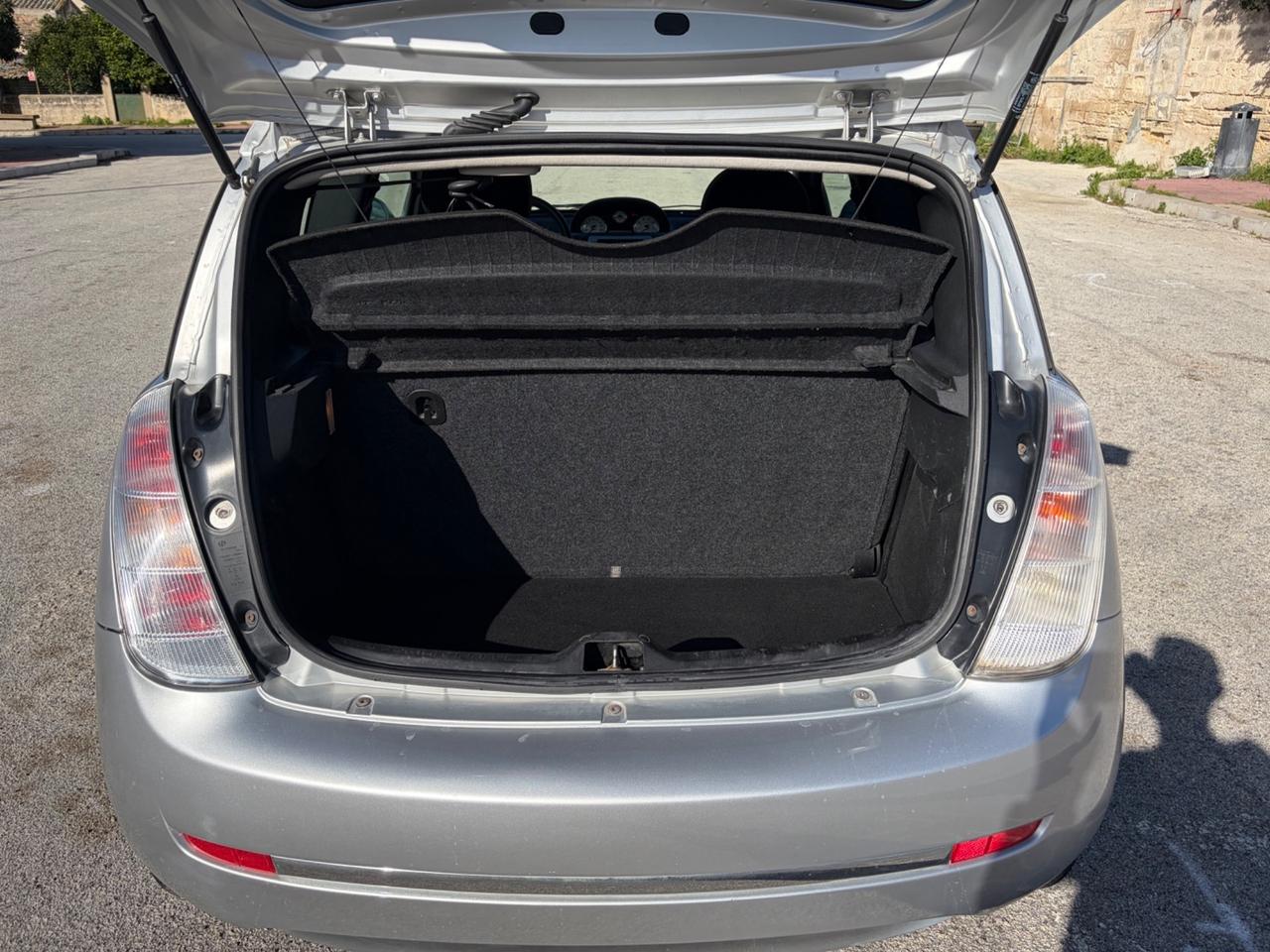 Lancia Ypsilon 1.2 Argento