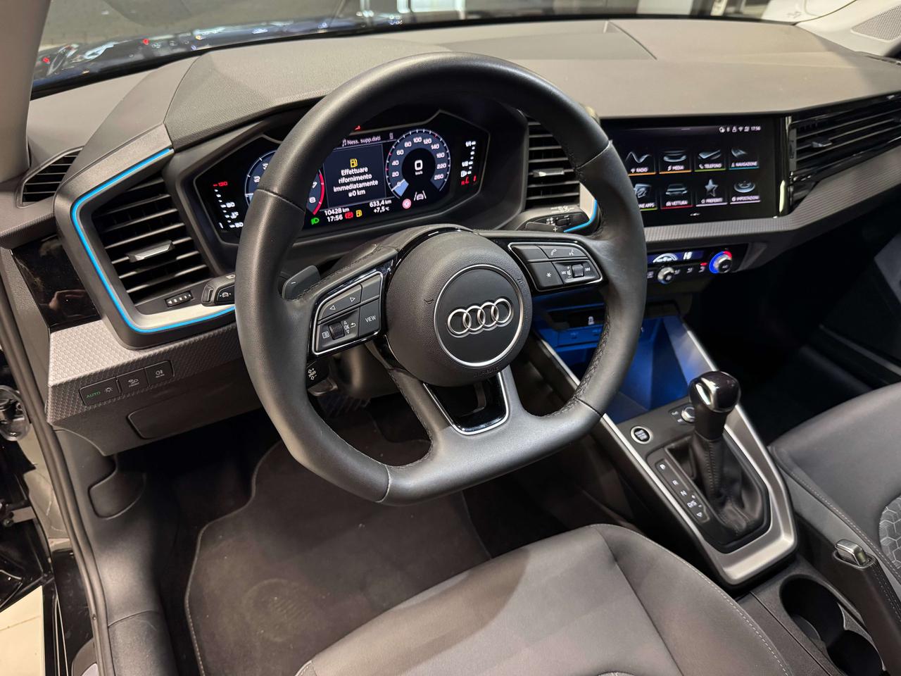 Audi A1 A1 Sportback 30 1.0 tfsi Identity Black 116cv s-tronic