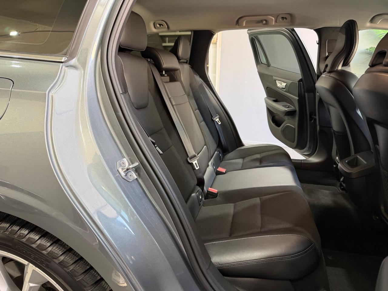 VOLVO V60 T6 AWD GEARTRONIC BUSINESS PLUS