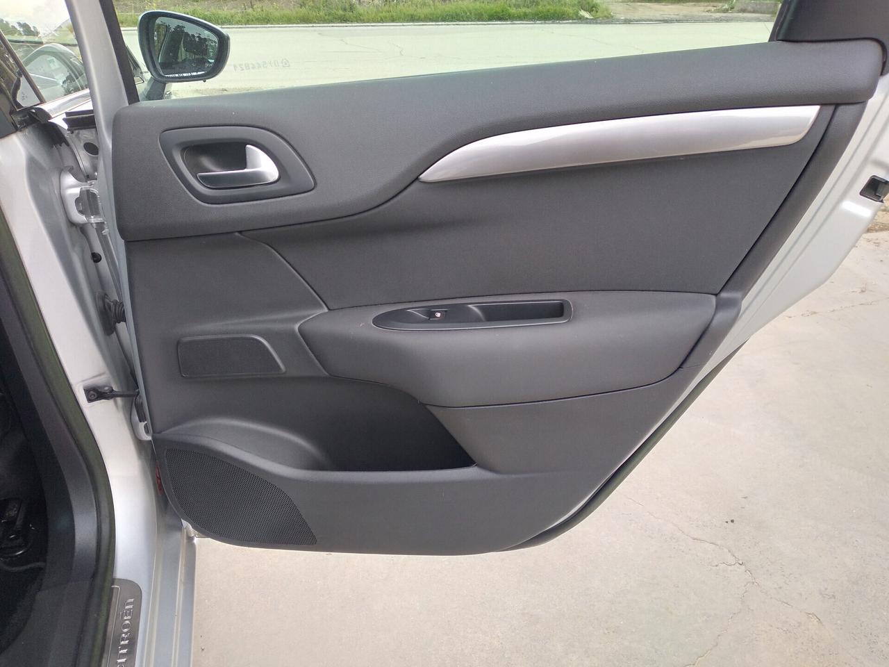 Citroen C4 1.6 e-HDi 115 airdream Exclusive