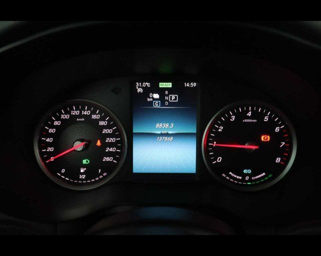 MERCEDES-BENZ GLC 300 e 4Matic EQ-Power Business Extra