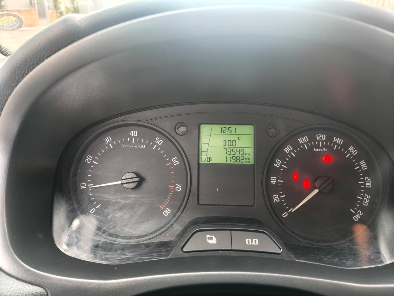 Skoda Roomster 1.2 SOLAMENTE 73.000 KM