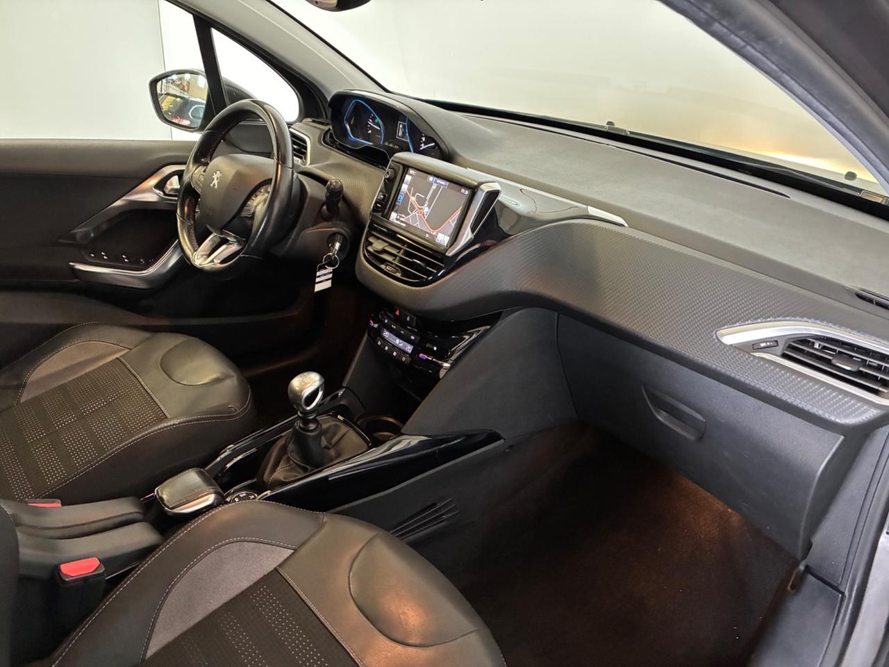 Peugeot 2008 BlueHDi 120 S&S Allure