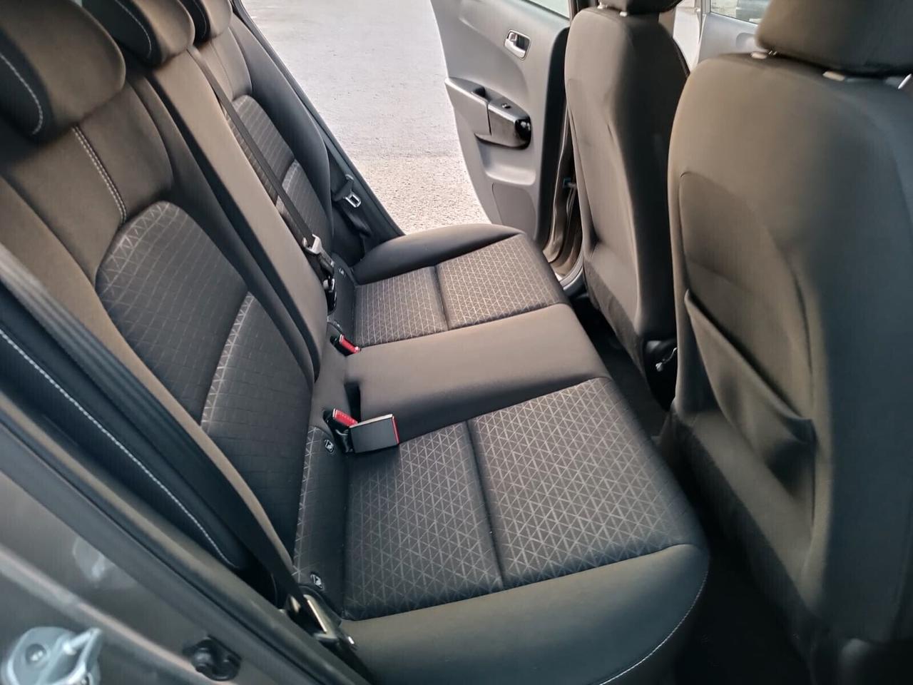 Kia Picanto 2017---1.0 Benzina Neopatentati