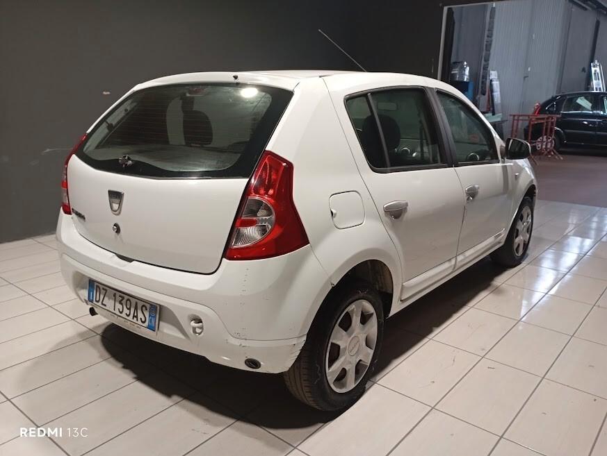 Dacia Sandero del 2010 GPL FINO AL 2031