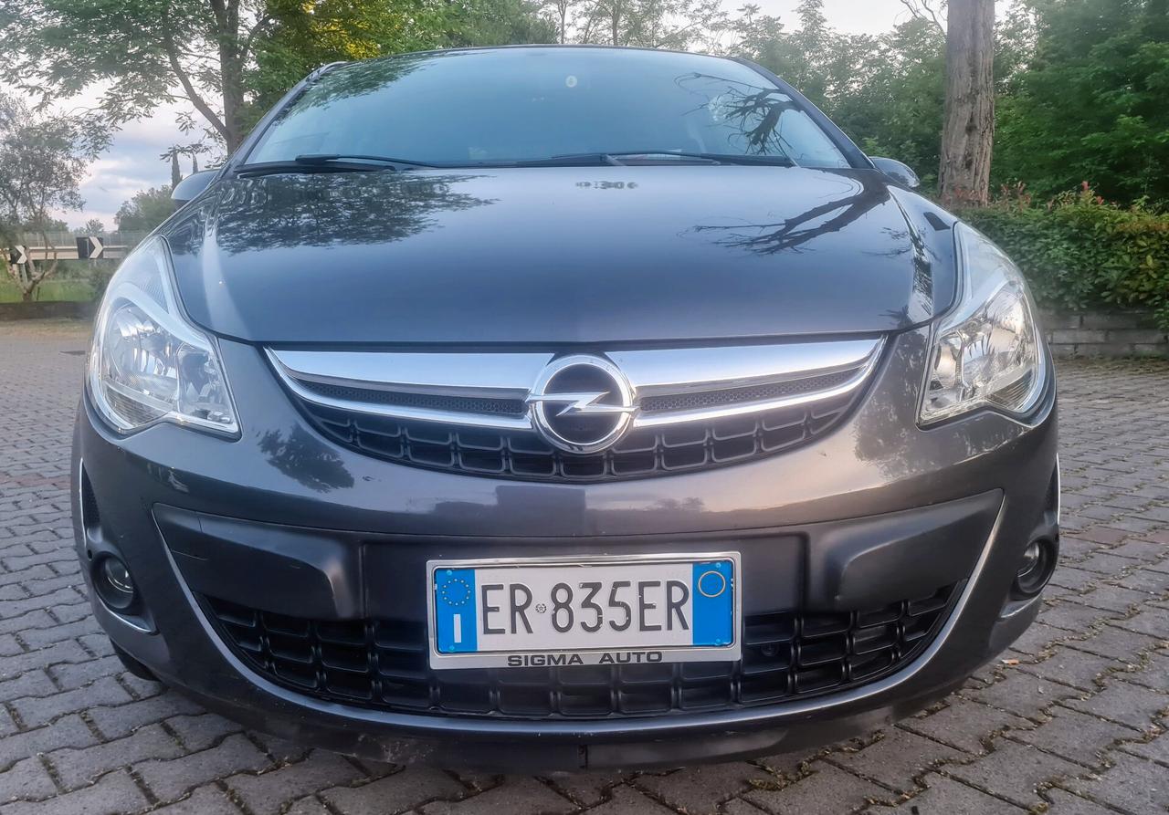 Opel Corsa 1.2 85CV * UNICOPROPRIETARIO *GPL-TECH b-color
