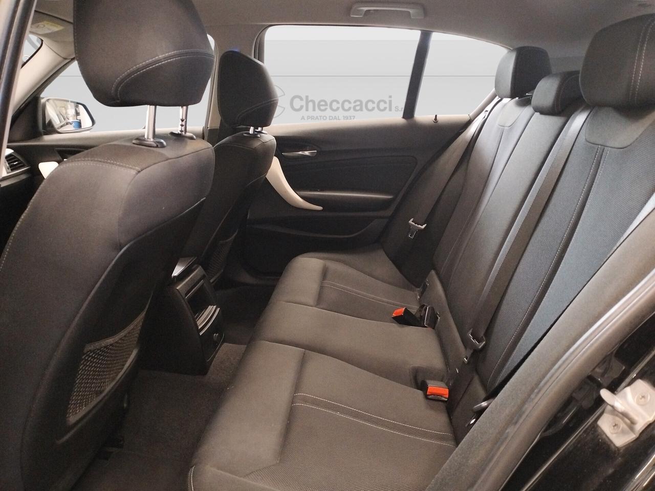 Bmw 116 116d 5p. Advantage