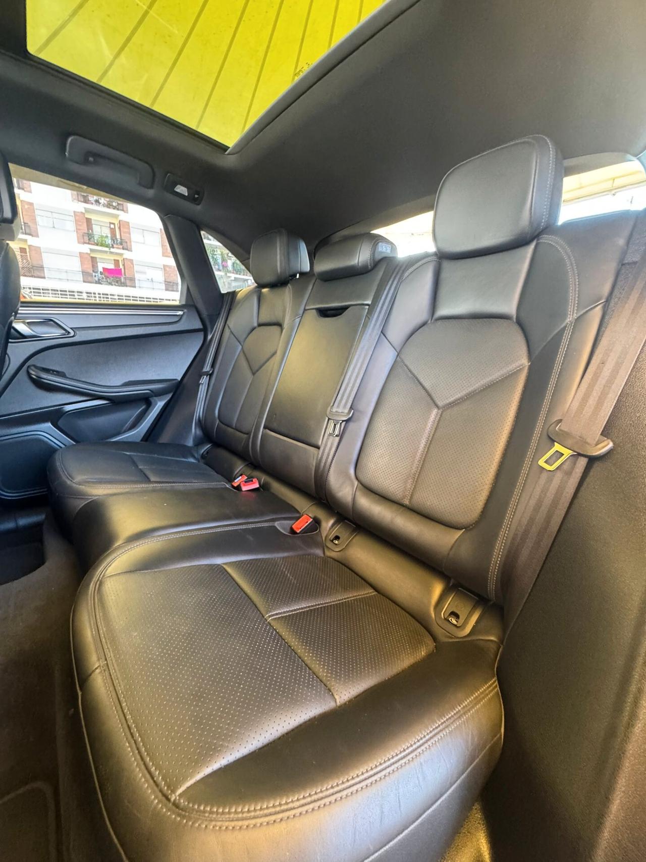 PORSCHE MACAN 2.0 **PREZZO REALE**